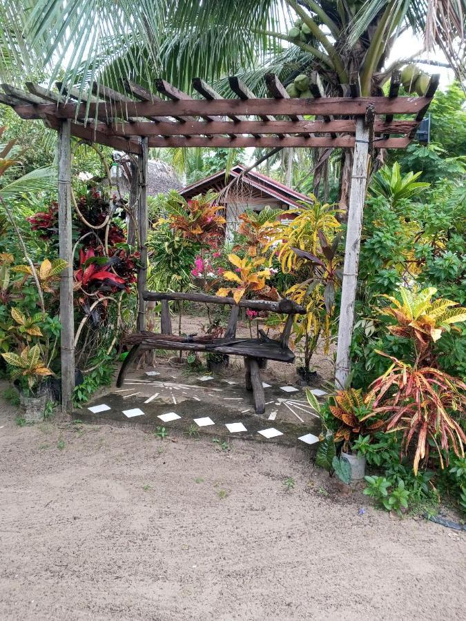 Akoya Beach Park And Cottages Locaroc Eksteriør bilde