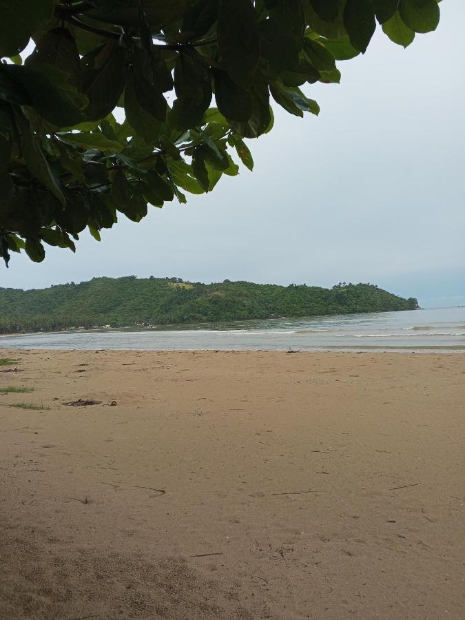 Akoya Beach Park And Cottages Locaroc Eksteriør bilde